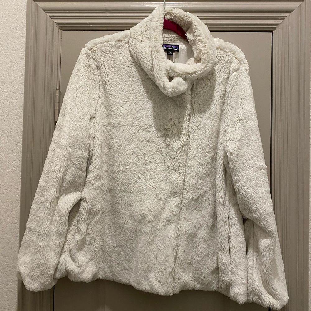 Patagonia Cream White Faux Fur Teddy Coat